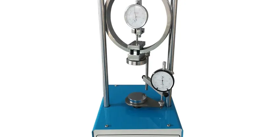 Illustrative image of Unconfined compression test (UCS) in Irvine